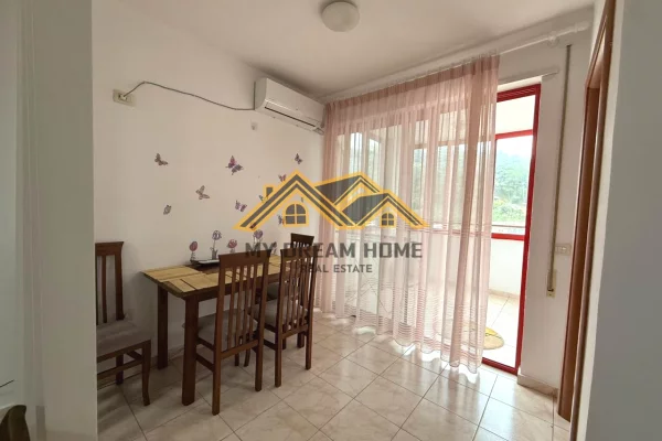 Shtepi me qera Apartament ne Durres, 1+1, Mobilimi E mobiluar, Pagesa 450  Euro.