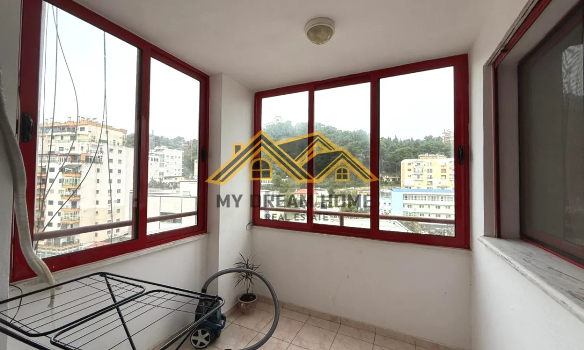 Shtepi me qera Apartament ne Durres, 1+1, Mobilimi E mobiluar, Pagesa 450  Euro.