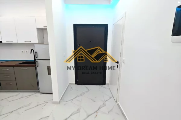 Appartamento in vendita a Durazzo 1+1, Arredato