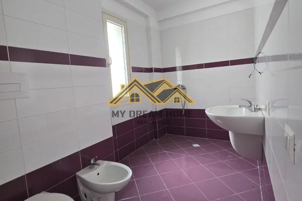 Appartamento in vendita a Durazzo 3+1, Arredato