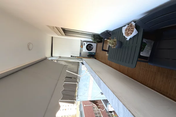 Appartamento in vendita a Tirana 2+1, Arredato