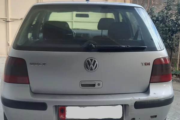 Auto in Vendita a Tirana, Volkswagen, 2001 Diesel,Kambio Manual Pagamento 1,500  Euro.