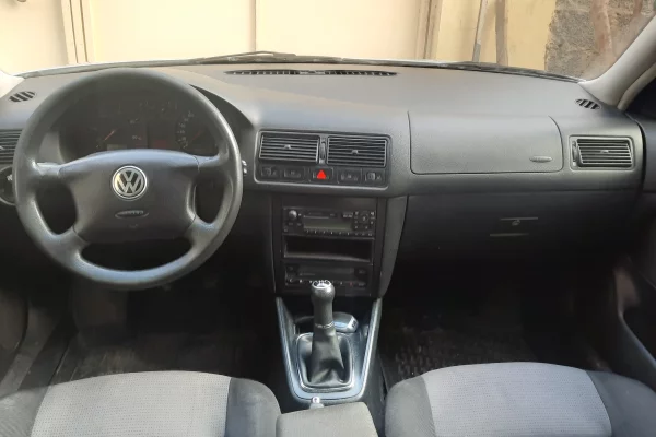Auto in Vendita a Tirana, Volkswagen, 2001 Diesel,Kambio Manual Pagamento 1,500  Euro.