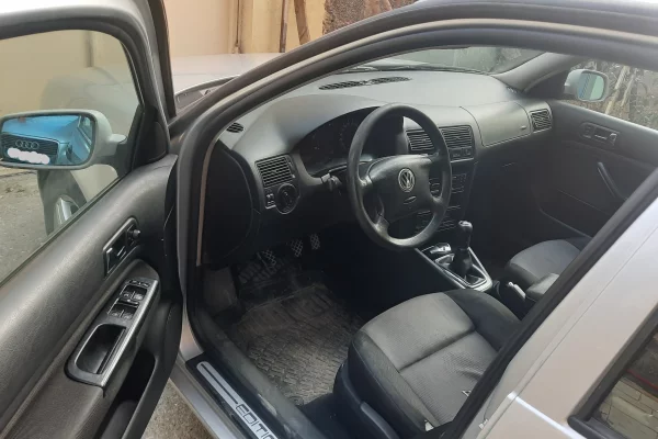 Auto in Vendita a Tirana, Volkswagen, 2001 Diesel,Kambio Manual Pagamento 1,500  Euro.