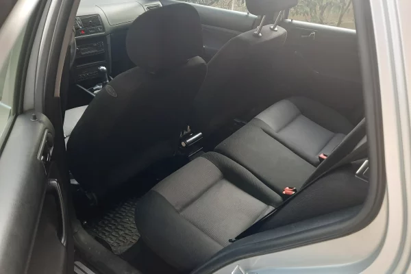 Auto in Vendita a Tirana, Volkswagen, 2001 Diesel,Kambio Manual Pagamento 1,500  Euro.