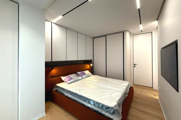 Shtepi me qera Apartament ne Tirane, 1+1, Mobilimi E mobiluar, Pagesa 1,200  Euro.