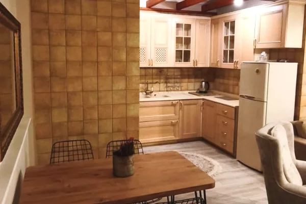 Appartamento in vendita a Tirana 3+1, Arredato