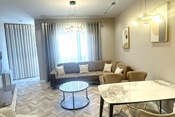 Shtepi ne shitje 2+1 ne Tirane - 340,000 Euro