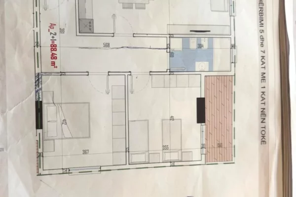 Shtepi ne shitje Apartament ne Tirane, 2+1, Mobilimi Bosh, pa mobiluar, Pagesa 128,300  Euro.