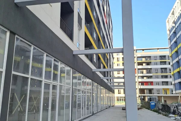 🏢 NJESI SHERBIMI NE SHITJE – UNIVERS CITY