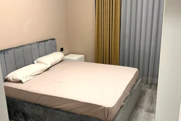 Shtepi me qera Apartament ne Tirane, 1+1, Mobilimi E mobiluar, Pagesa 800  Euro.