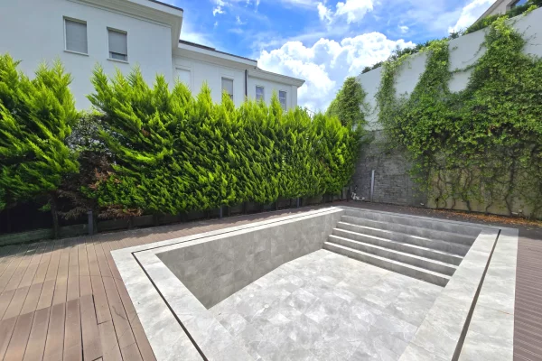 Villa di lusso in vendita a Tirana 4+1, Arredato