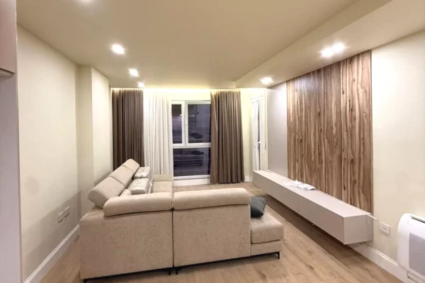  Paskuqan – 2+1 tek Colour Splash