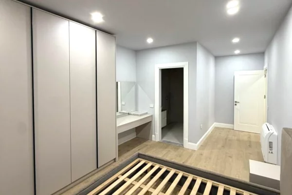 Apartment for sale in Tirana 2+1, Furnished