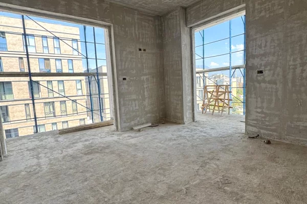 Shtepi ne shitje Apartament ne Tirane, 2+1, Mobilimi Bosh, pa mobiluar, Pagesa 172,390  Euro.