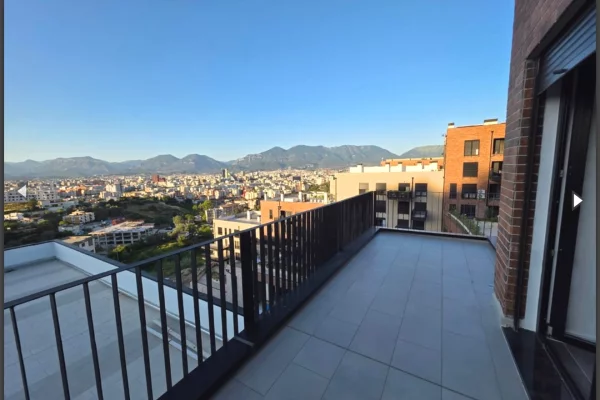 Shtepi me qera Apartament ne Tirane, 3+1, Mobilimi E mobiluar, Pagesa 1,700  Euro.