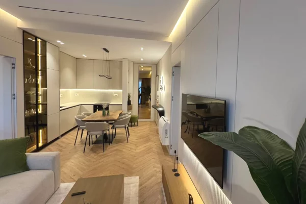 Shtepi ne shitje Apartament ne Tirane, 2+1, Mobilimi E mobiluar, Pagesa 410,000  Euro.