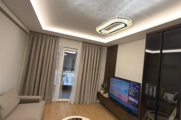 Shtepi ne shitje Apartament ne Tirane, 2+1, Mobilimi E mobiluar, Pagesa 320,000  Euro.