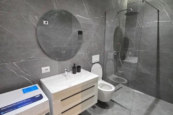 Shtepi me qera Apartament ne Tirane, 2+1, Mobilimi E mobiluar, Pagesa 900  Euro.