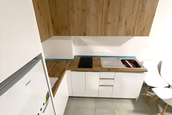 Shtepi ne shitje Apartament ne Lezhe, 1+1, Mobilimi E mobiluar, Pagesa 100,000  Euro.