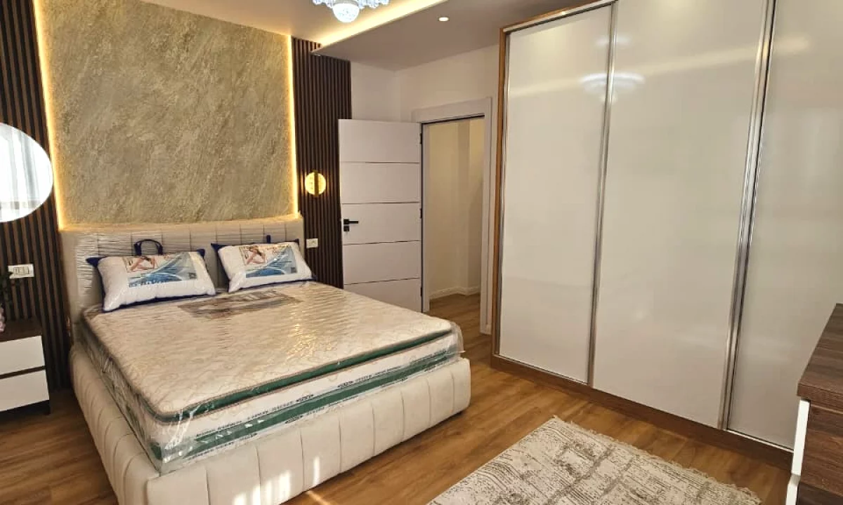 Apartment for sale in Tirana 2+1, Furnished