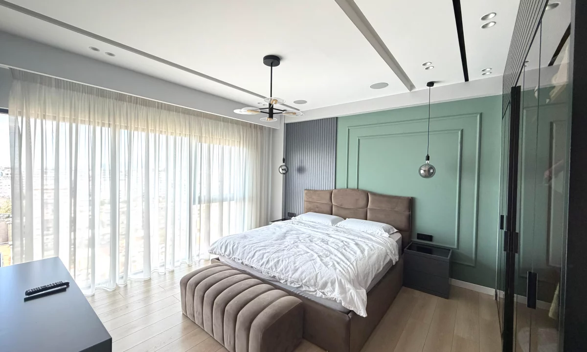 Shtepi ne shitje Duplex(shtepi me 2 kate) ne Tirane, 3+1, Mobilimi E mobiluar, Pagesa 3,500  Euro.