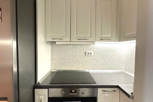 Shtepi me qera Apartament ne Tirane, 2+1, Mobilimi E mobiluar, Pagesa 1,500  Euro.