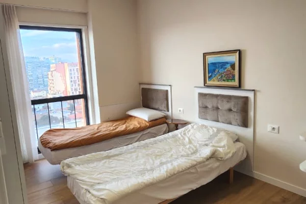 Shtepi me qera Apartament ne Tirane, 2+1, Mobilimi E mobiluar, Pagesa 1,100  Euro.