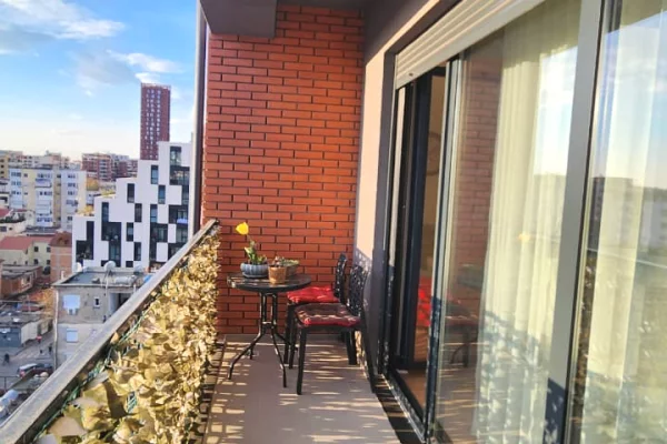 Shtepi me qera Apartament ne Tirane, 2+1, Mobilimi E mobiluar, Pagesa 1,100  Euro.