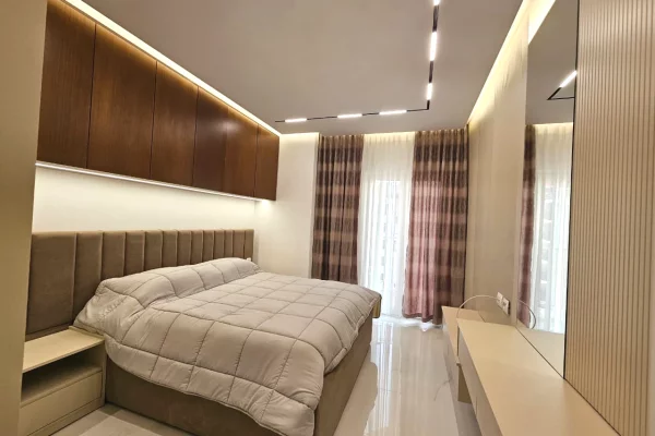 Shtepi me qera Apartament ne Tirane, 1+1, Mobilimi E mobiluar, Pagesa 750  Euro.