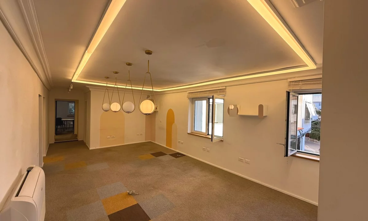 🏢 ME QIRA | ZYRE MODERNE – ZOGU I ZI ✨