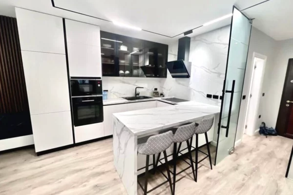 Shtepi ne shitje Apartament ne Sarande, 2+1, Mobilimi E mobiluar, Pagesa 255,000  Euro.