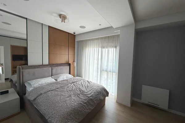 Shtepi me qera Duplex(shtepi me 2 kate) ne Tirane, 3+1, Mobilimi E mobiluar, Pagesa 3,200  Euro.