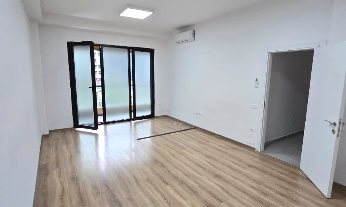 🏢 Zyre me qira – Square 21!