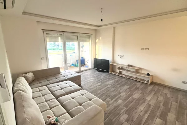 Shtepi me qera Apartament ne Tirane, 2+1, Mobilimi E mobiluar, Pagesa 50,000  Leke.