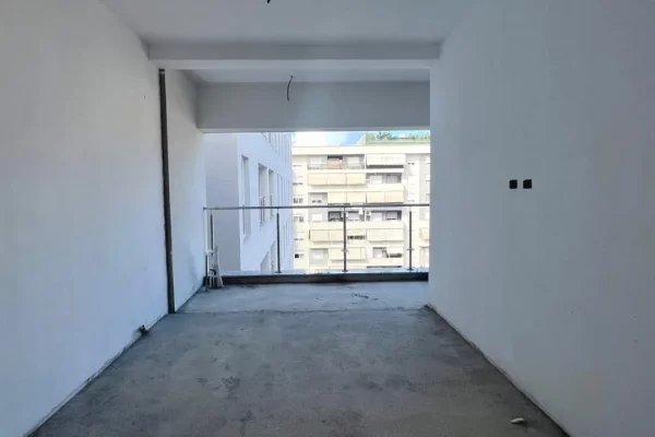 🏙️ SHITET APARTAMENT 2+1+2 – KOMUNA E PARISIT | White City Block ✨