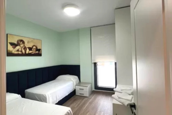Shtepi me qera Apartament ne Tirane, 2+1, Mobilimi E mobiluar, Pagesa 1,500  Euro.