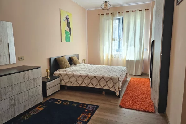 Shtepi me qera Apartament ne Tirane, 2+1, Mobilimi E mobiluar, Pagesa 100,000  Leke.