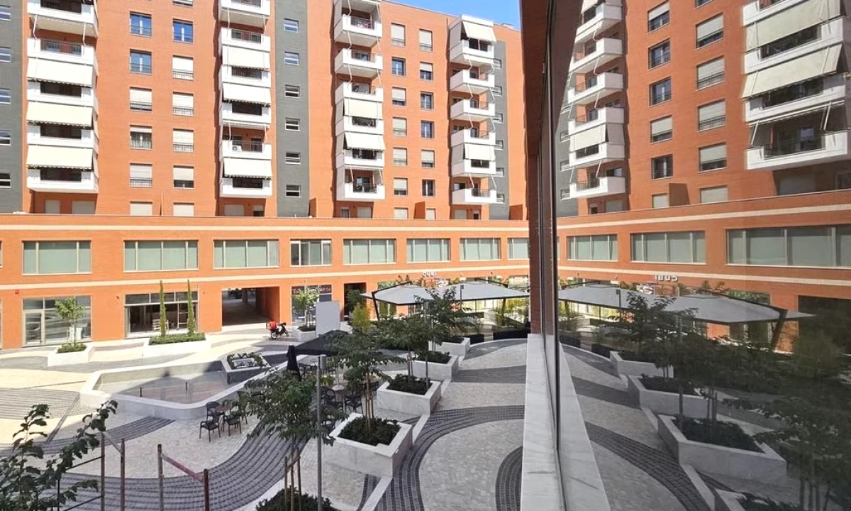 🏢 DYQAN ME QIRA NE KOMPLEKSIN DELIJORGJI