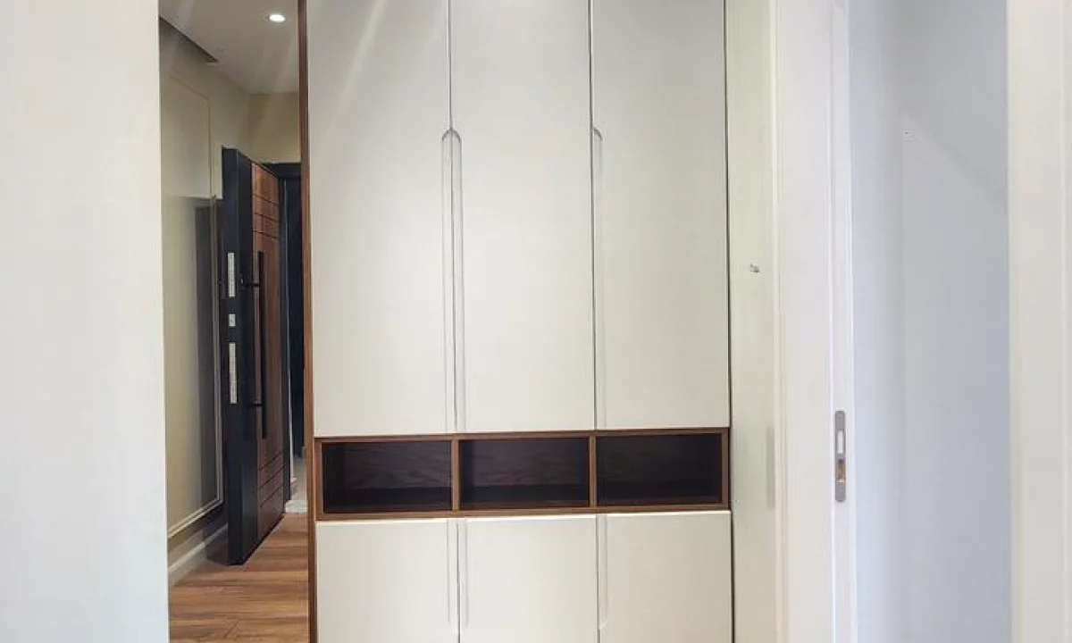Shtepi ne shitje Apartament ne Tirane, 1+1, Mobilimi E mobiluar, Pagesa 158,000  Euro.