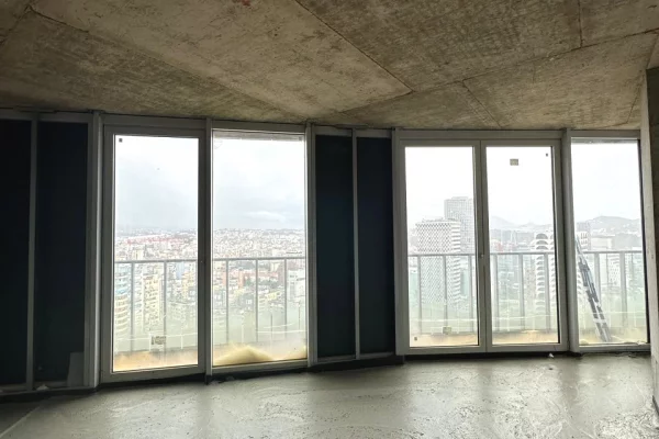 Shtepi ne shitje Apartament ne Tirane, 3+1, Mobilimi Bosh, pa mobiluar, Pagesa 878,150  Euro.