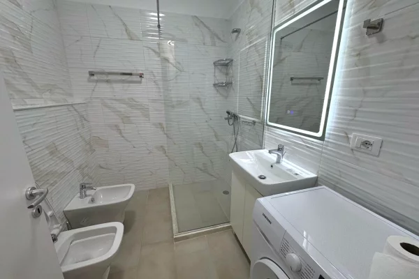 Shtepi me qera Apartament ne Tirane, 2+1, Mobilimi E mobiluar, Pagesa 750  Euro.