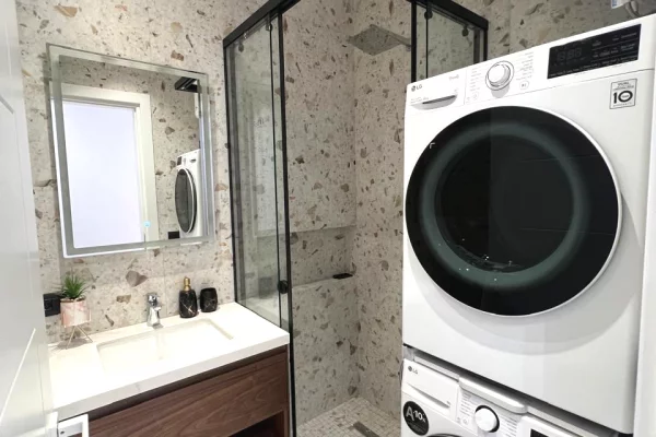 Shtepi me qera Apartament ne Tirane, 2+1, Mobilimi E mobiluar, Pagesa 1,000  Euro.