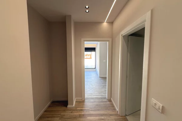 🏢✨ ZYRE PREMIUM ME QIRA – URBAN GATE, ASTIR ✨🏢