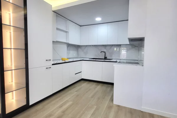 Shtepi me qera Apartament ne Tirane, 2+1, Mobilimi E mobiluar, Pagesa 100,000  Leke.