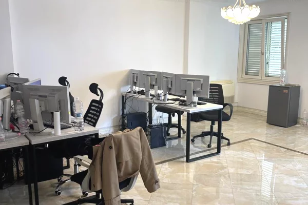  Zyre me Qira – Blloku, Tirane! Location Premium!