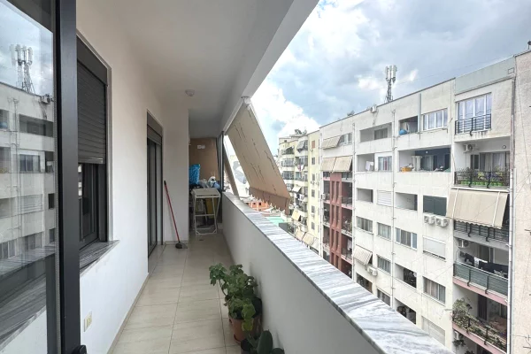 Shtepi me qera Apartament ne Tirane, 2+1, Mobilimi E mobiluar, Pagesa 60,000  Leke.