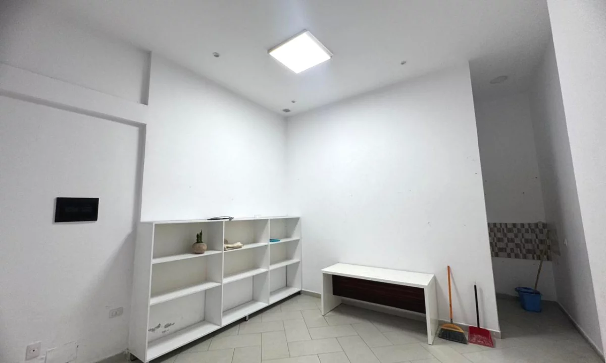 Ambient per Zyra me Qira – Astir | Ozone