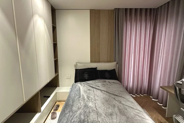 Shtepi me qera Vila Luksoze ne Tirane, 4+1, Mobilimi E mobiluar, Pagesa 2,800  Euro.