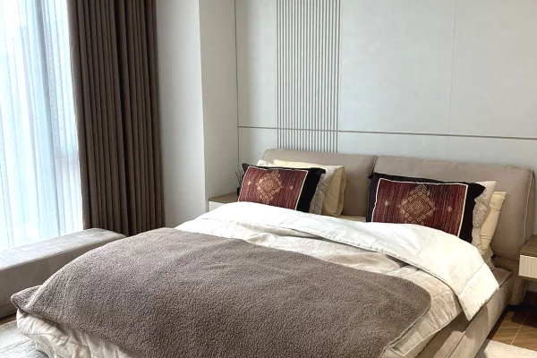 Shtepi me qera Vila Luksoze ne Tirane, 4+1, Mobilimi E mobiluar, Pagesa 2,800  Euro.